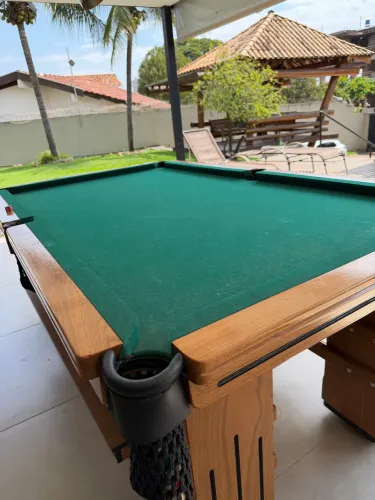 Mesa de sinuca de madeira premium