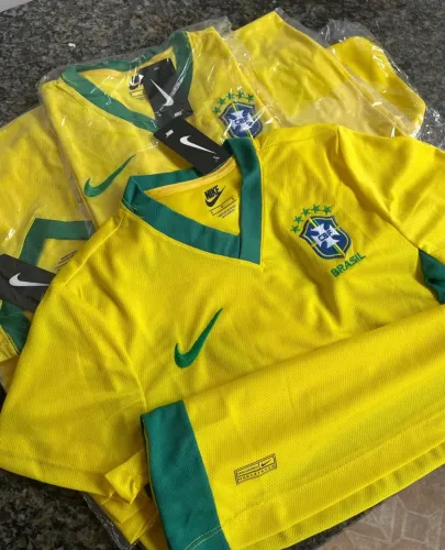 Camisa Brasil Feminina P