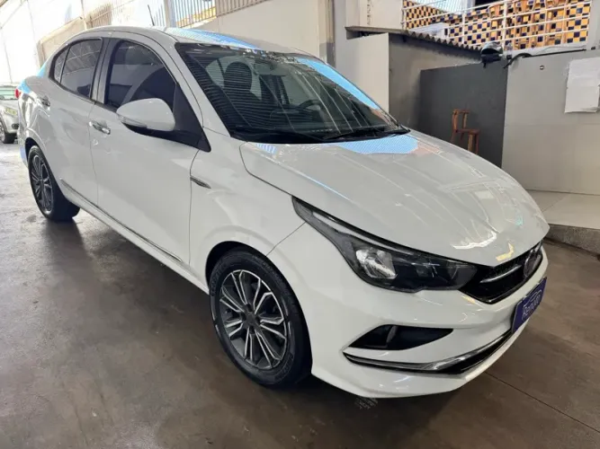 Fiat Cronos Precision 1.8 16V Flex Mec. 2019