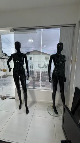 Manequim feminino