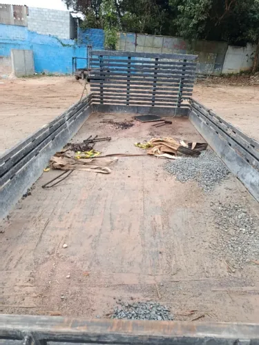 CARROCERIA / CAMINHÃO 3/4