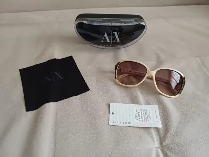 Óculos de sol feminino Armani exchange bege original