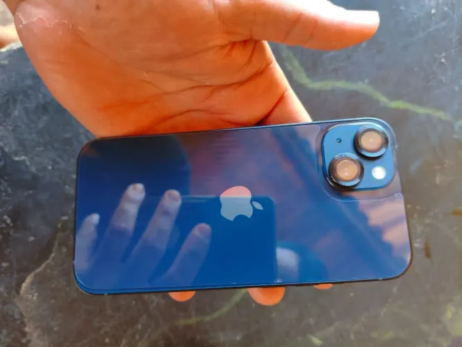 iPhone 13