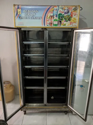 Freezer grande pra sair logo 