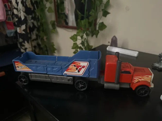Caminhão Hotwheels