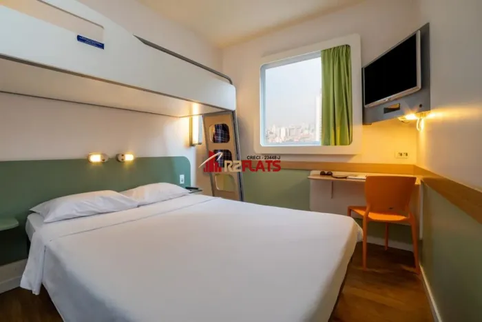 Flat com ótimo preço no bairro Consolação. Confira!