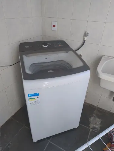 Máquina de lavar BRASTEMP- 13kg- 1 ano de uso