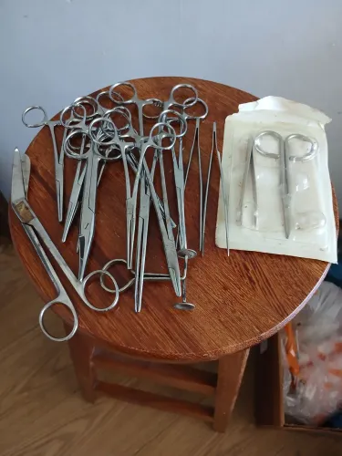 Material cirúrgico 16 peças 