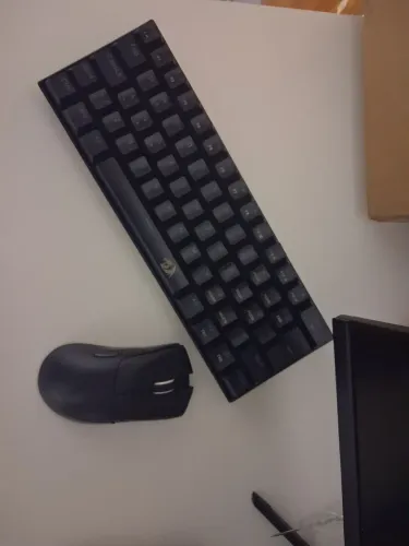 TECLADO GAMER MECÂNICO + MOUSE GAMER + BRINDES (2x)