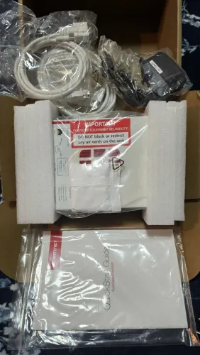 Firewall Fortinet Fortigate 30E Completo sem uso com 4 portas