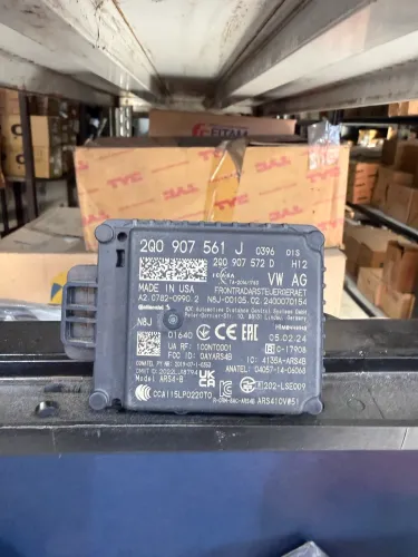 Módulo radar ACC VOLKSWAGEN 2Q0 907 561 J