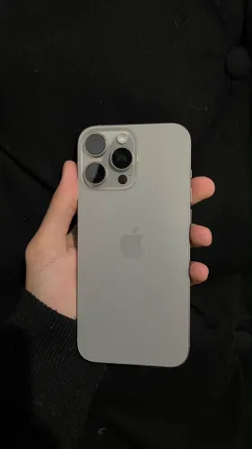 iPhone 16 pro max, excelente