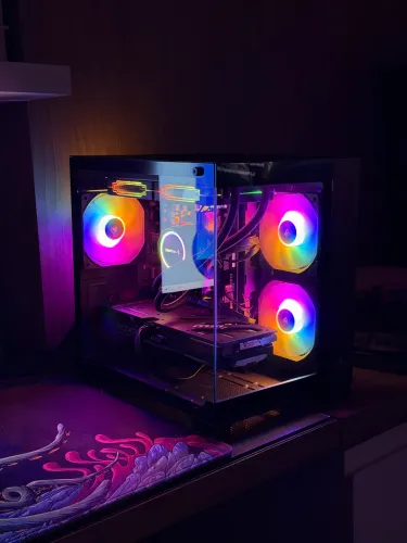PC GAMER - RODA TUDO!