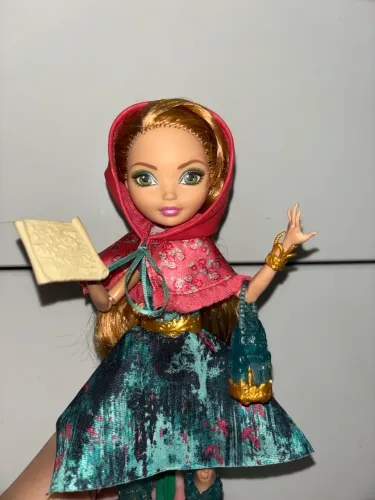 Boneca Ever After High Ella Through The Woods