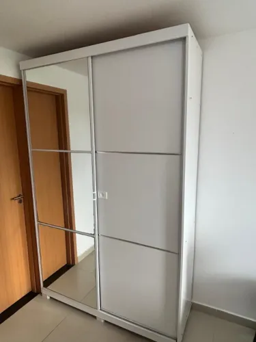 Guarda-Roupa 2 Portas de Correr com Espelho e 2 Gavetas - Aceito cartão
