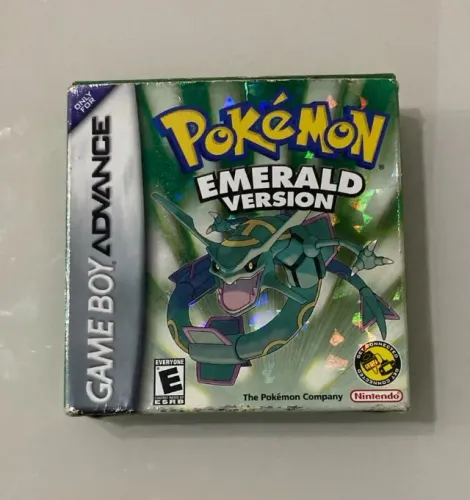 Pokémon Emerald Version - Game Boy Advance