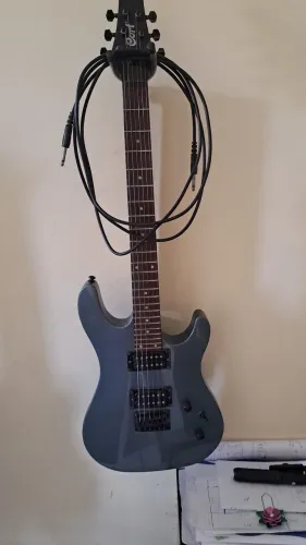 Guitarra cort kx 100