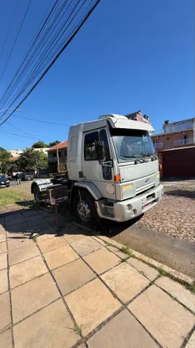 Ford Cargo 4331 4x2 ano 2003