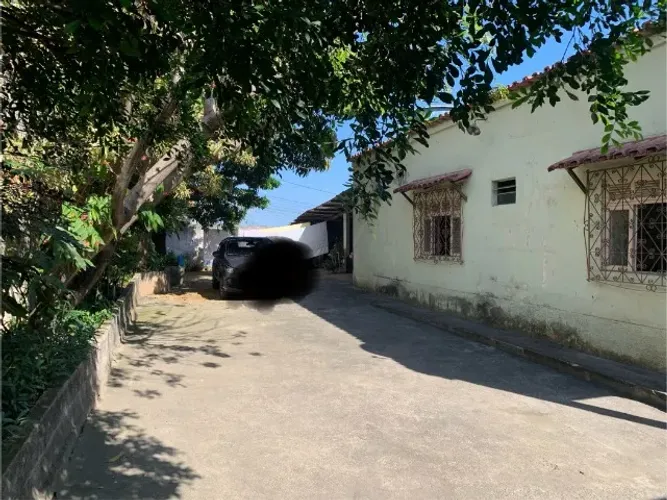 Vendendo Casa 3 Quartos com Excelente Lote Comercial em Vila Garrido, Vila Velha, ES