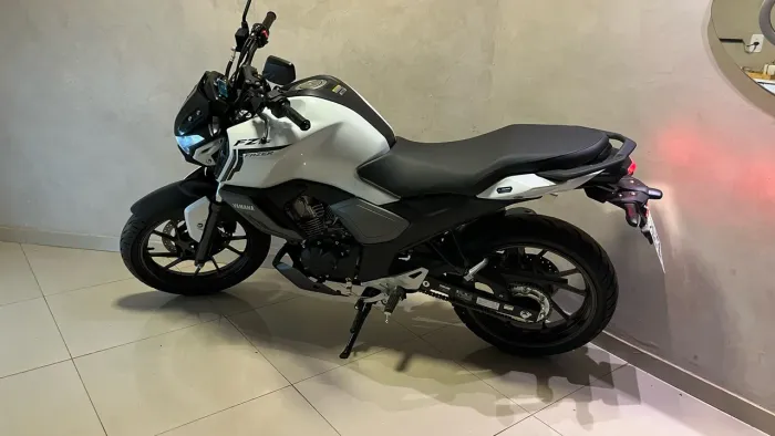 Yamaha Fazer Fz15 150 Connected Flex 2027