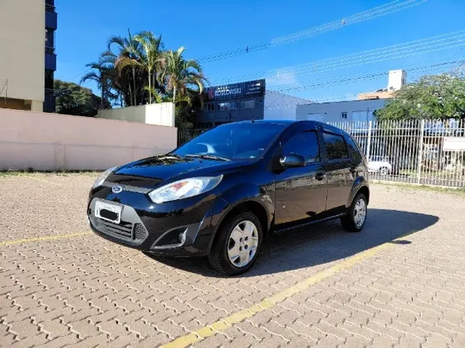 Ford Fiesta SE 1.6 8V Flex 5P 2014