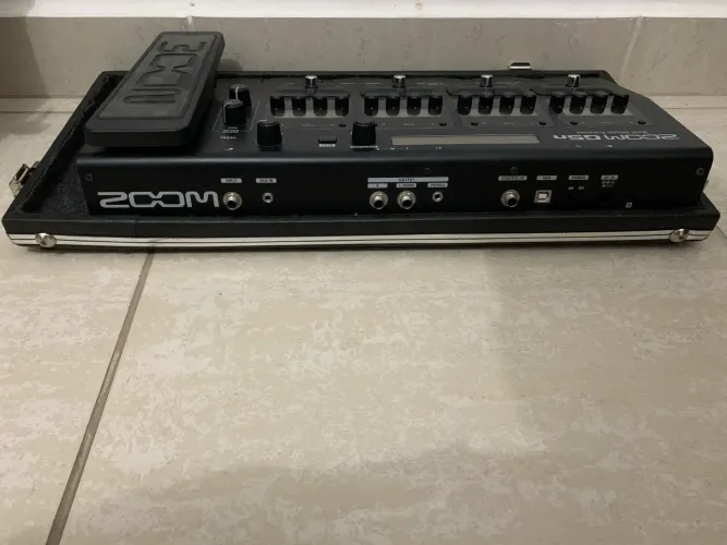 Pedaleira Zoom G5n (usada - em bom estado)