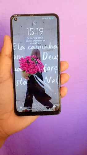 Celular Redimi Note 9 (TELA QUEBRADA)