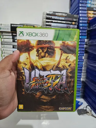 Vendo Street Fighter 4 Ultra de Xbox 360 em perfeito estado de conservação.
