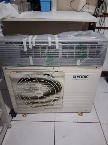 Ar-Condicionado Split York 12.000 BTUs