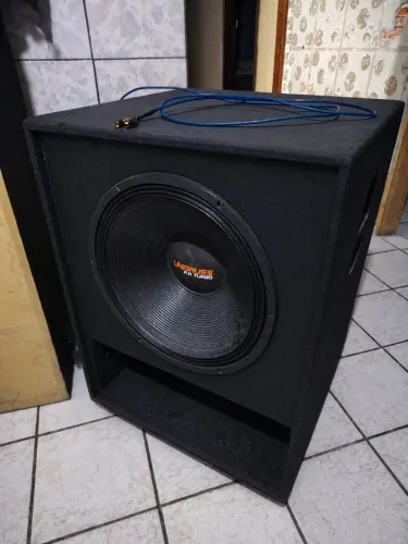 Subwoofer 18" ativo 1200rms
