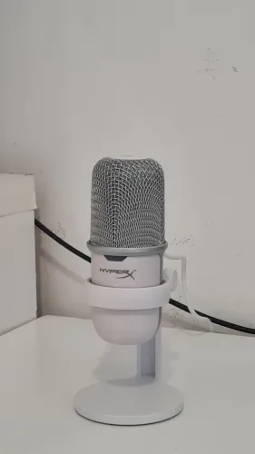 Microfone HyperX com Caixa