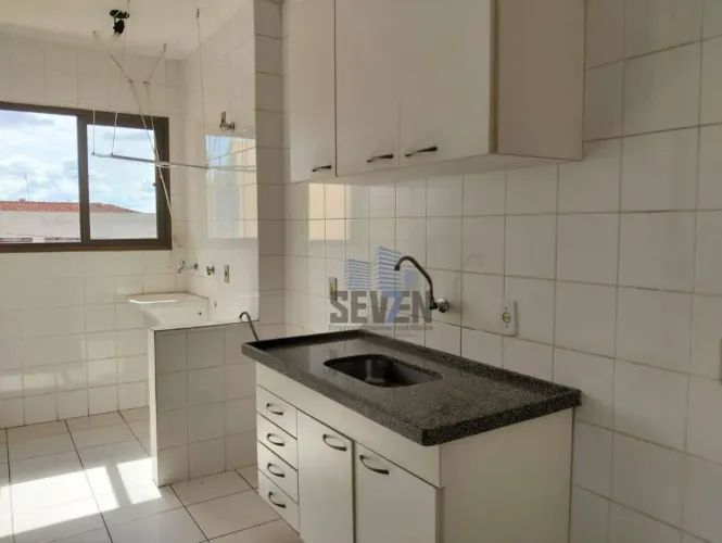 Apartamento com 1 Quarto no Edifício Torremolinos em Bauru