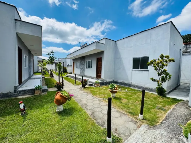 Alugo casa com 1 quarto em Ubatiba