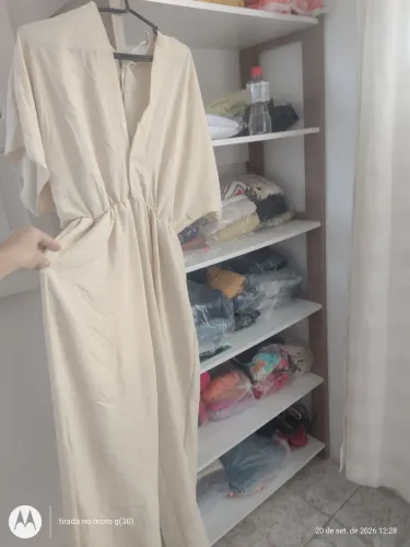 Vendo roupas vários tbm e modelos 