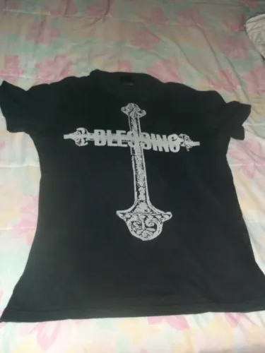 camiseta cruz