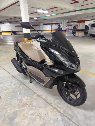 Honda PCX DLX 2026 c/198 km