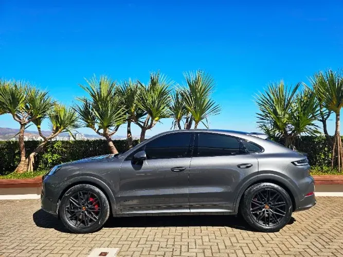 Porsche Cayenne GTS Coupe 4.0 500cv 2025