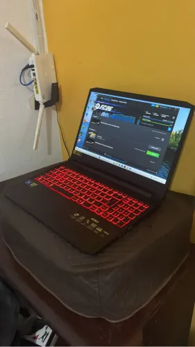 Nitro 5