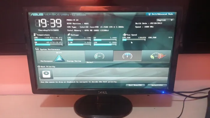VENDO MONITOR E PERUFERICOS SEMI MECANICOS ?