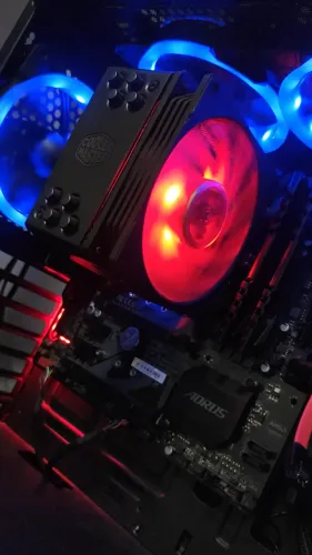 Kit Upgrade Gamer: i7 9700K + 32GB RAM + Z370M Aorus + Cooler Master RGB