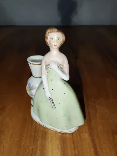 Escultura de porcelana 