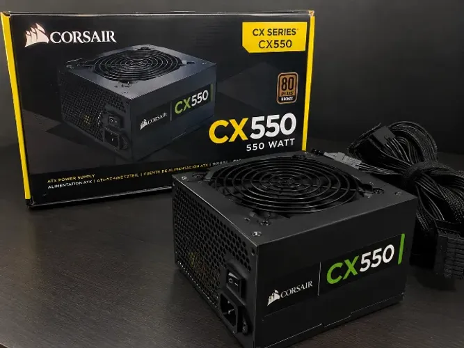 Fonte CX 550 Corsair