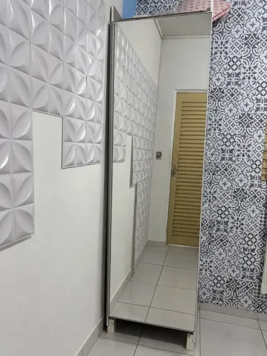 SAPATEIRA/GUARDA ROUPA