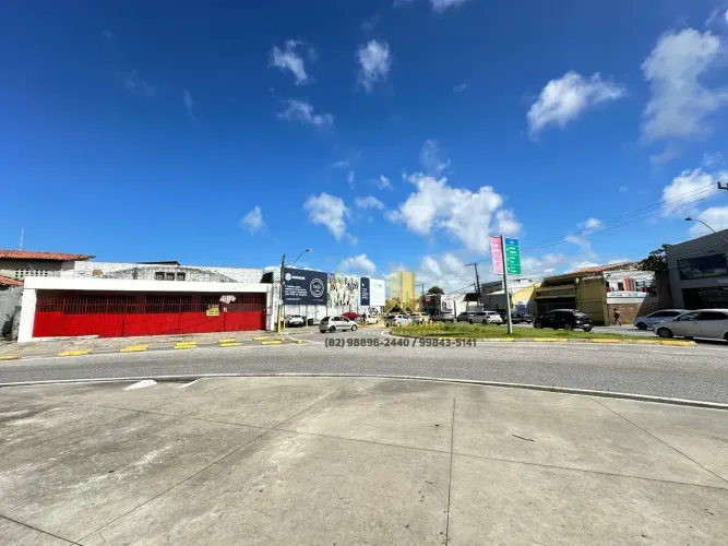 Galpão para aluguel no bairro Farol, prox a Praça Centenário