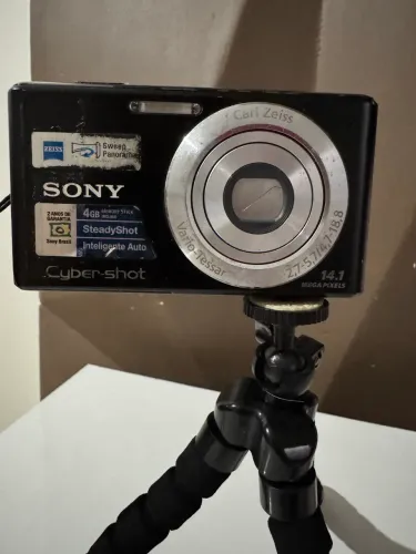 Camera sony 14.1 megapixels
