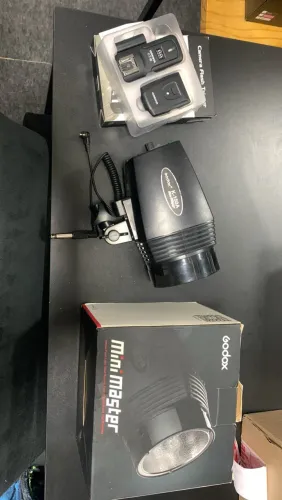 Flash godox k150a