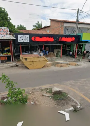 VENDO CASA COM PONTO COMERCIAL EM TIMON