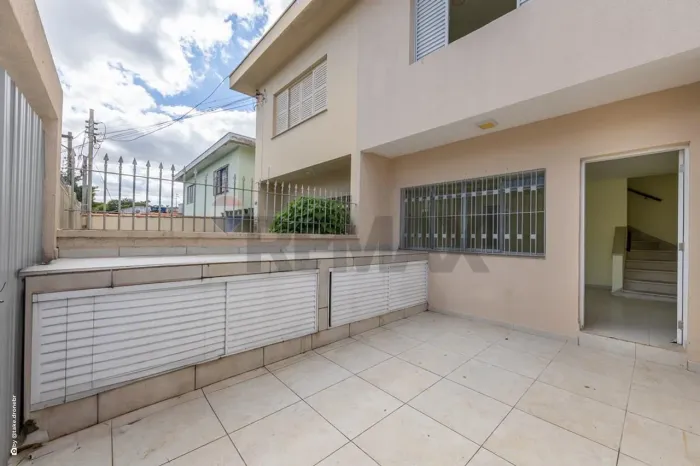 Sobrado para venda em Jardim Ipanema (Zona Sul) com 4 quartos, sendo 1 suíte, 130m²