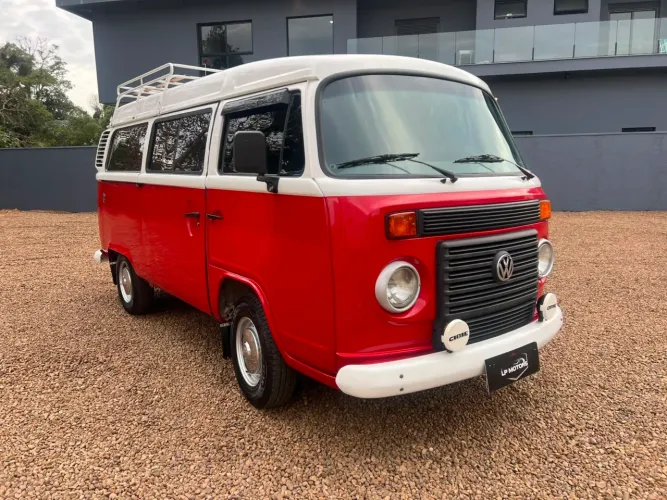 Volkswagen Kombi Standard 1.4 MI Total Flex 8V 2011