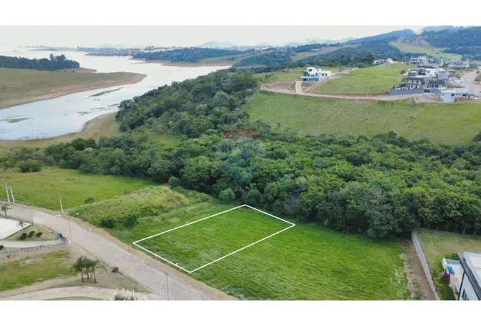 Refúgio de Luxo e Exclusividade na Serra da Mantiqueira: Seu Destino em Joanópolis
